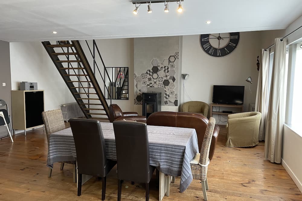 Photo of Kitchen in Courset