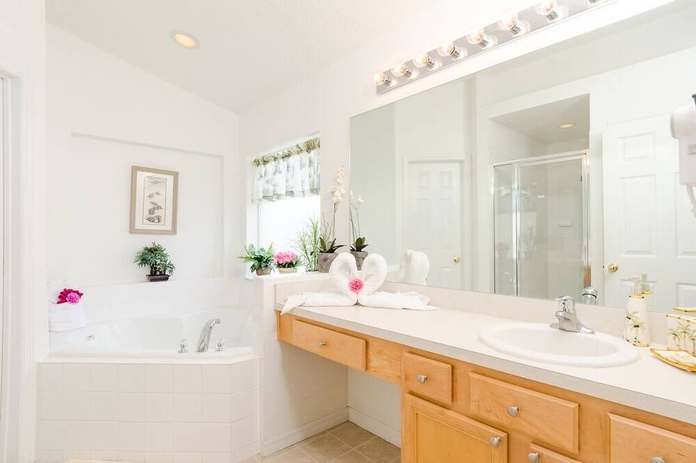 Photo of Bathroom in Kissimmee