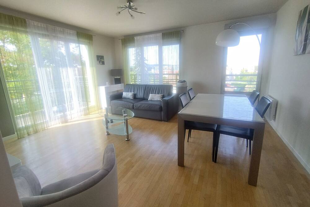 Photo of Others in Carrieres-sous-Poissy