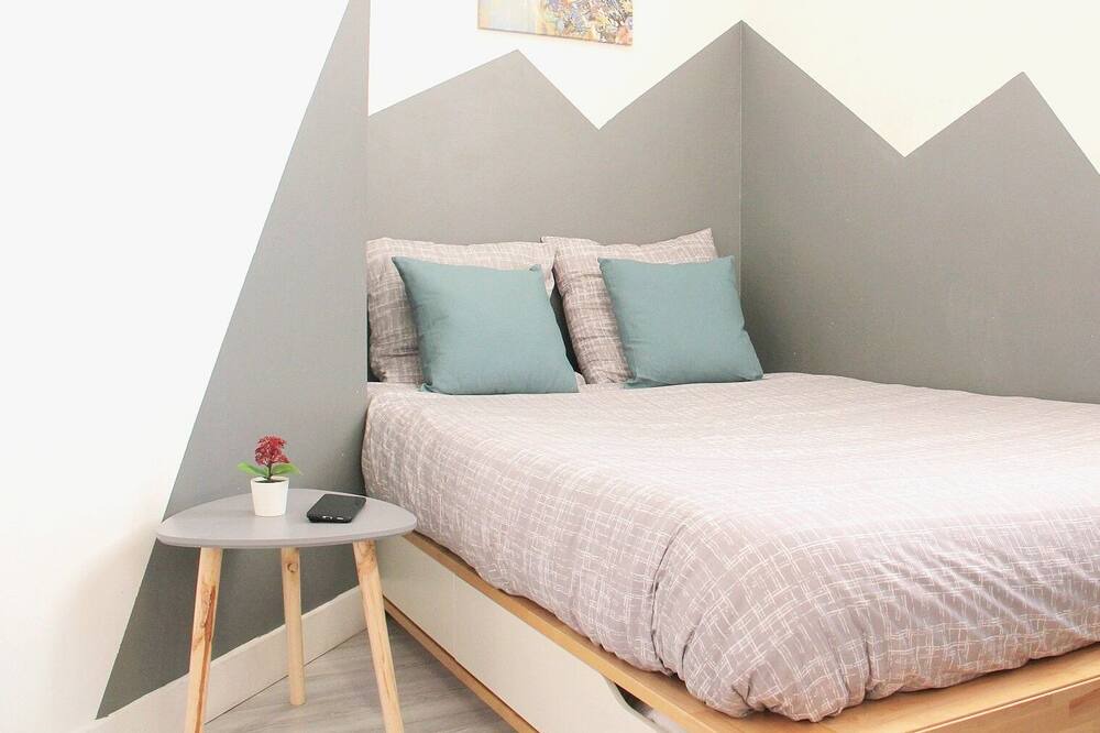 Photo of Bedroom in Liberation