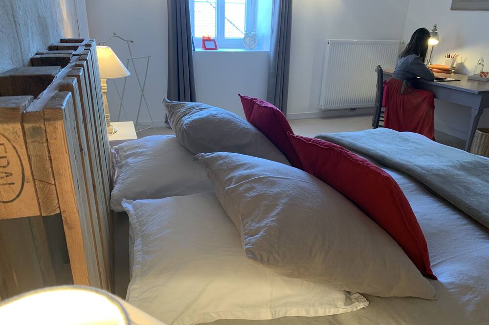 Photo of Bedroom in Collonges