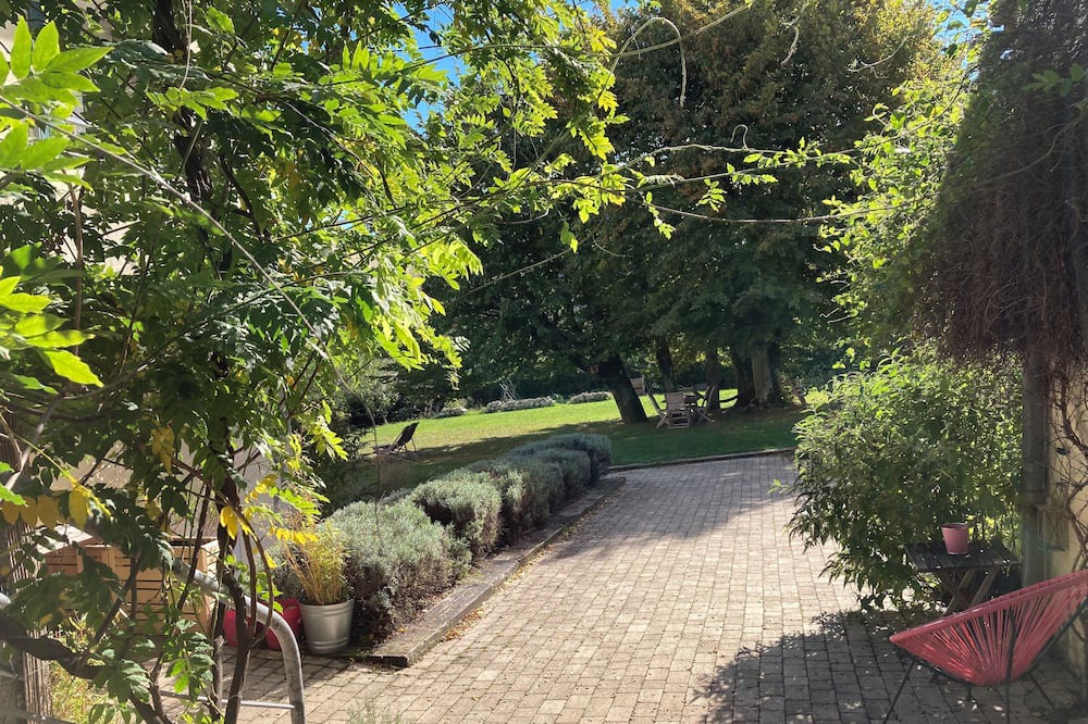 Photo of Outdoor in Collonges