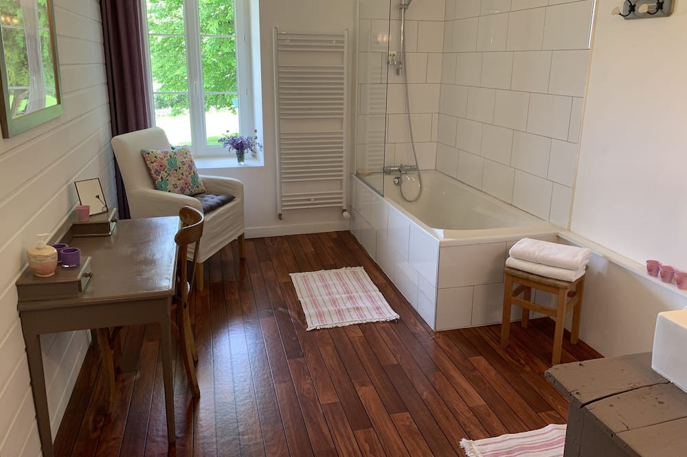 Photo of Bathroom in Collonges