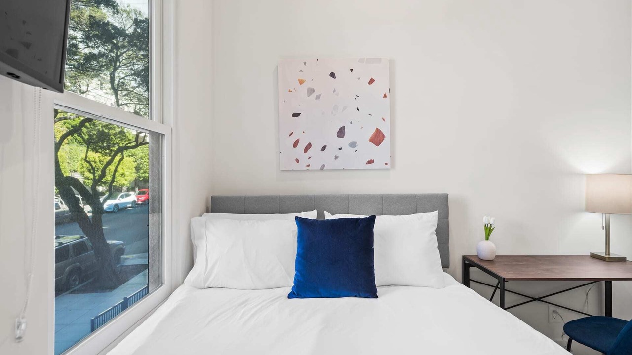 Photo of Others in Pacific Heights