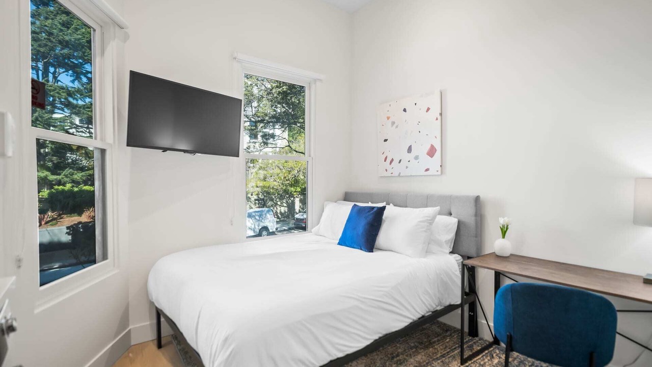 Photo of Others in Pacific Heights