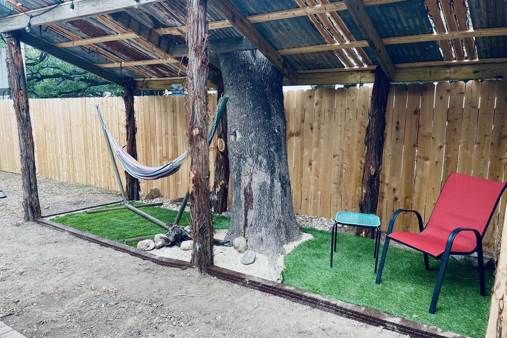 Photo of Outdoor in Concan