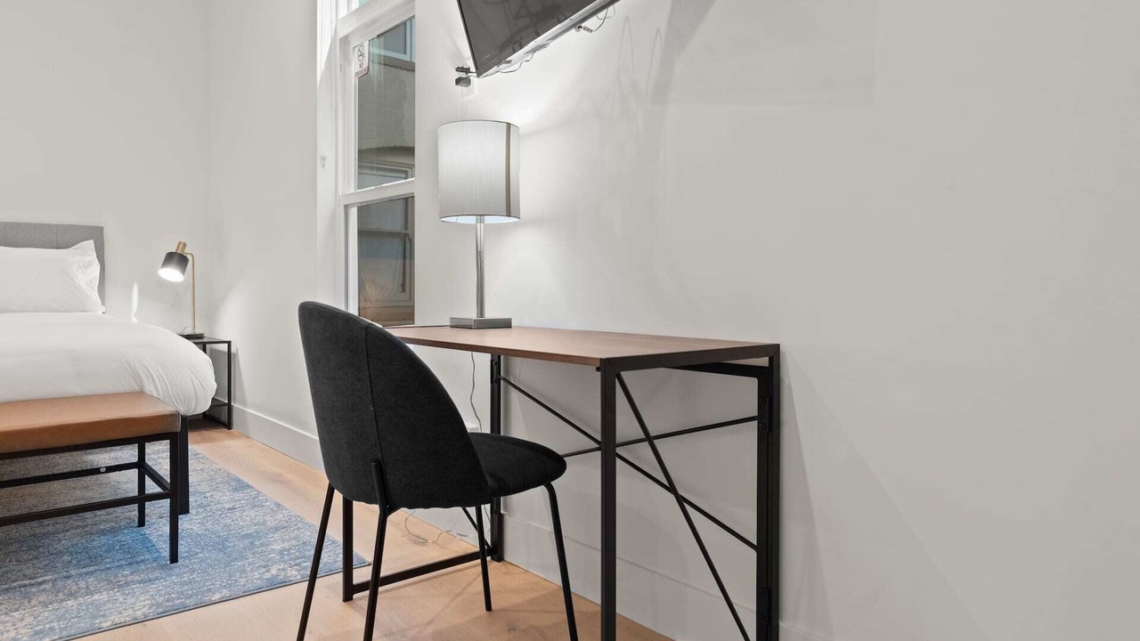 Photo of Others in Pacific Heights