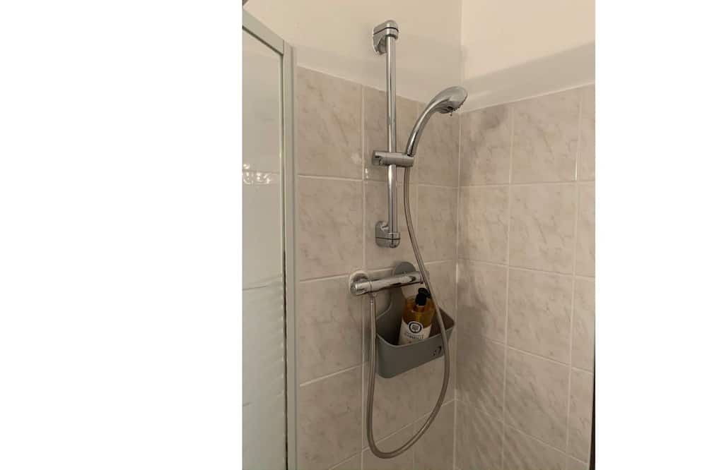 Photo of Bathroom in Chauray