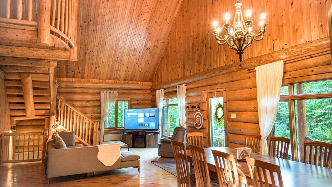 Photo of Livingroom in Mandeville