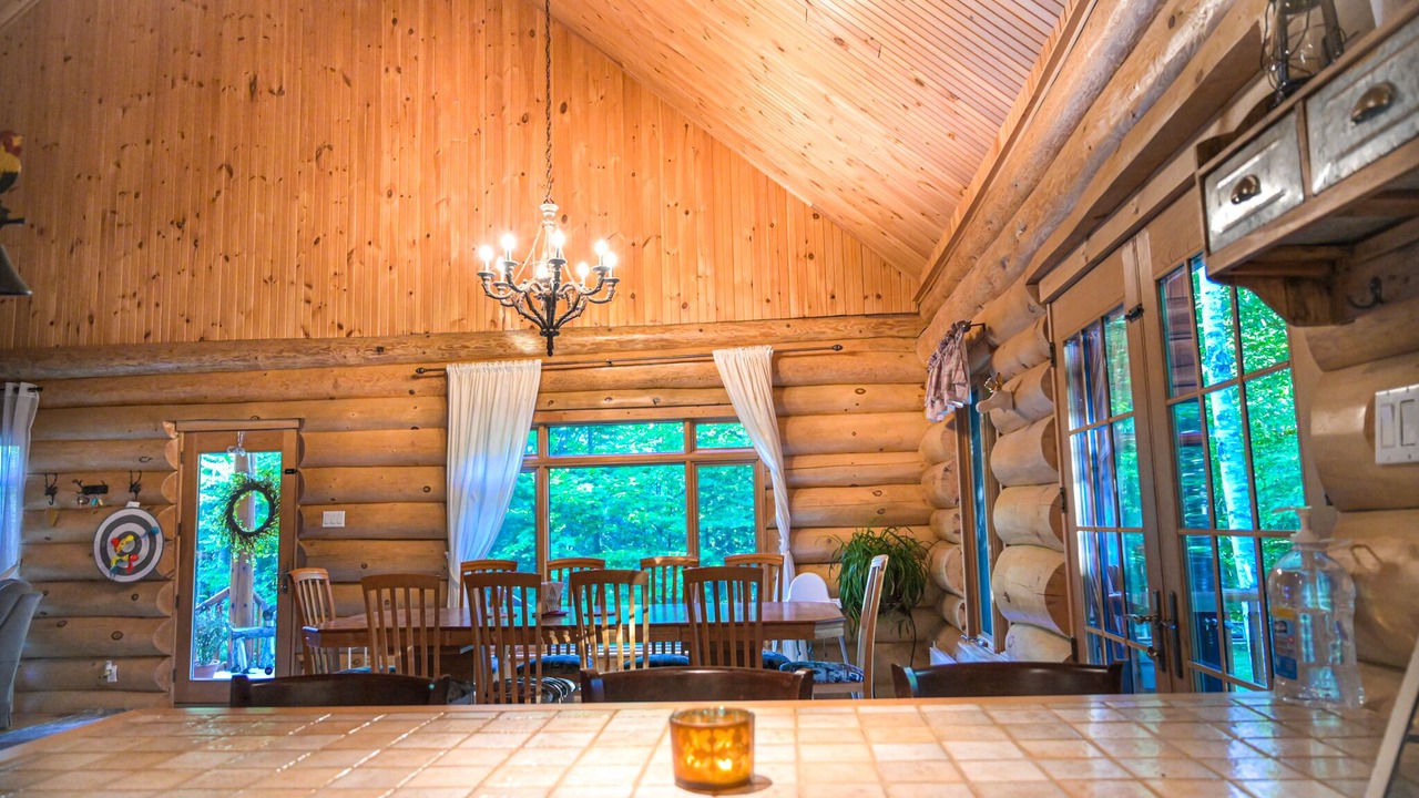 Photo of Livingroom in Mandeville
