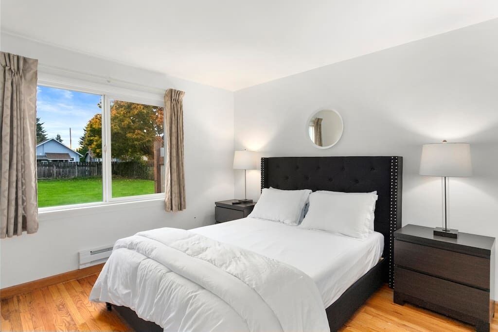 Photo of Others in Monroe