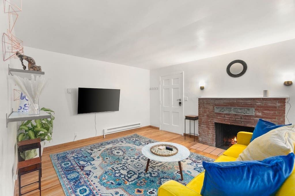 Photo of Livingroom in Monroe