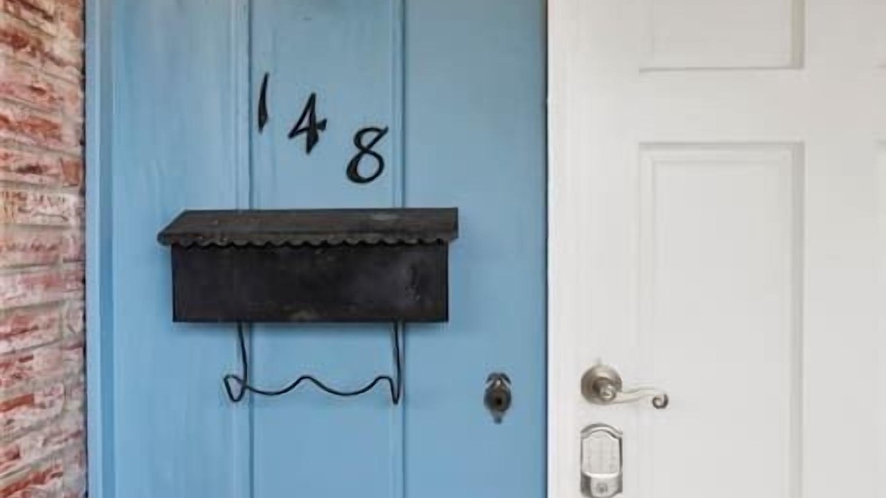 Photo of Others in Monroe