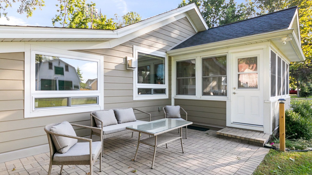 Photo of Patio Balcony in Town of Essex