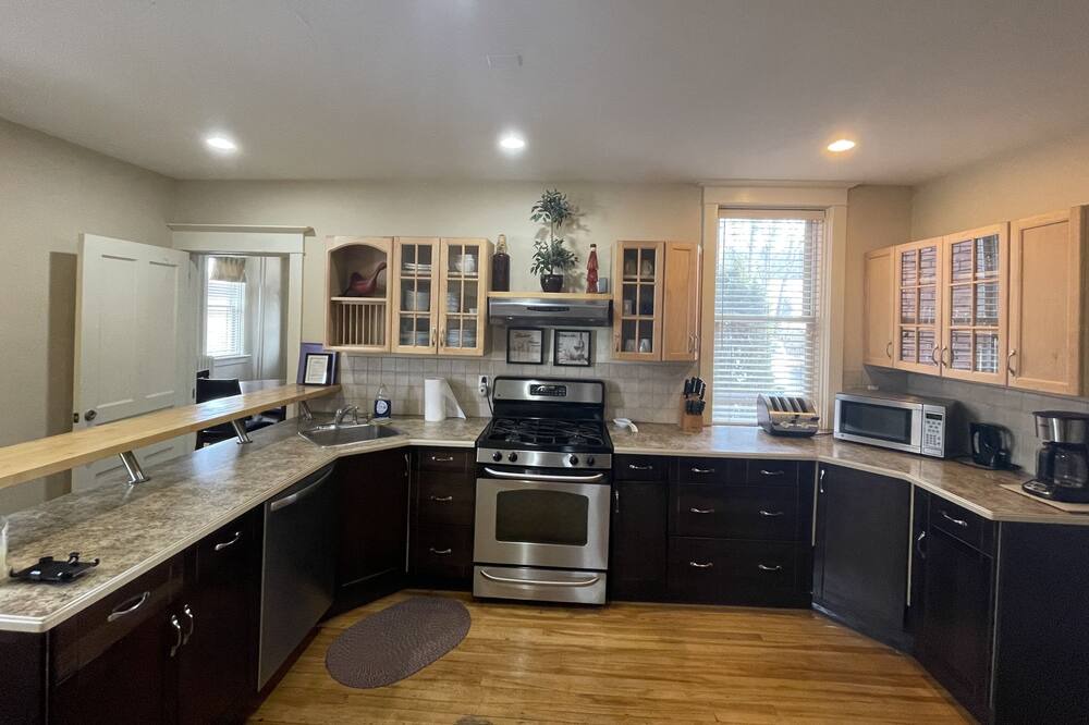 Photo of Kitchen in Calabogie