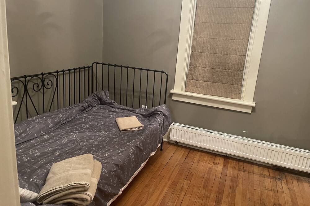 Photo of Bedroom in Calabogie