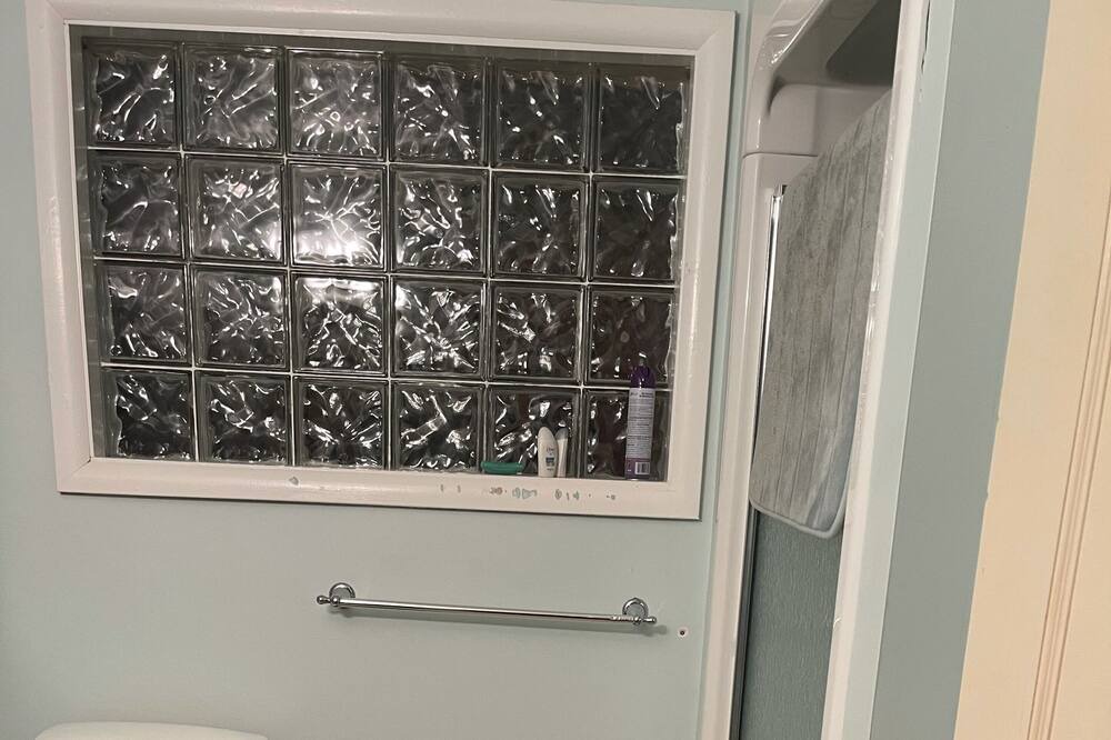 Photo of Bathroom in Calabogie