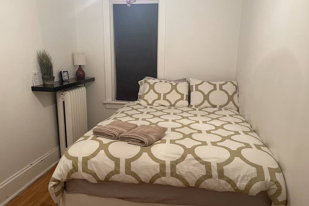 Photo of Bedroom in Calabogie