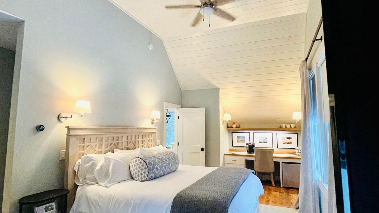 Photo of Others in Huletts Landing