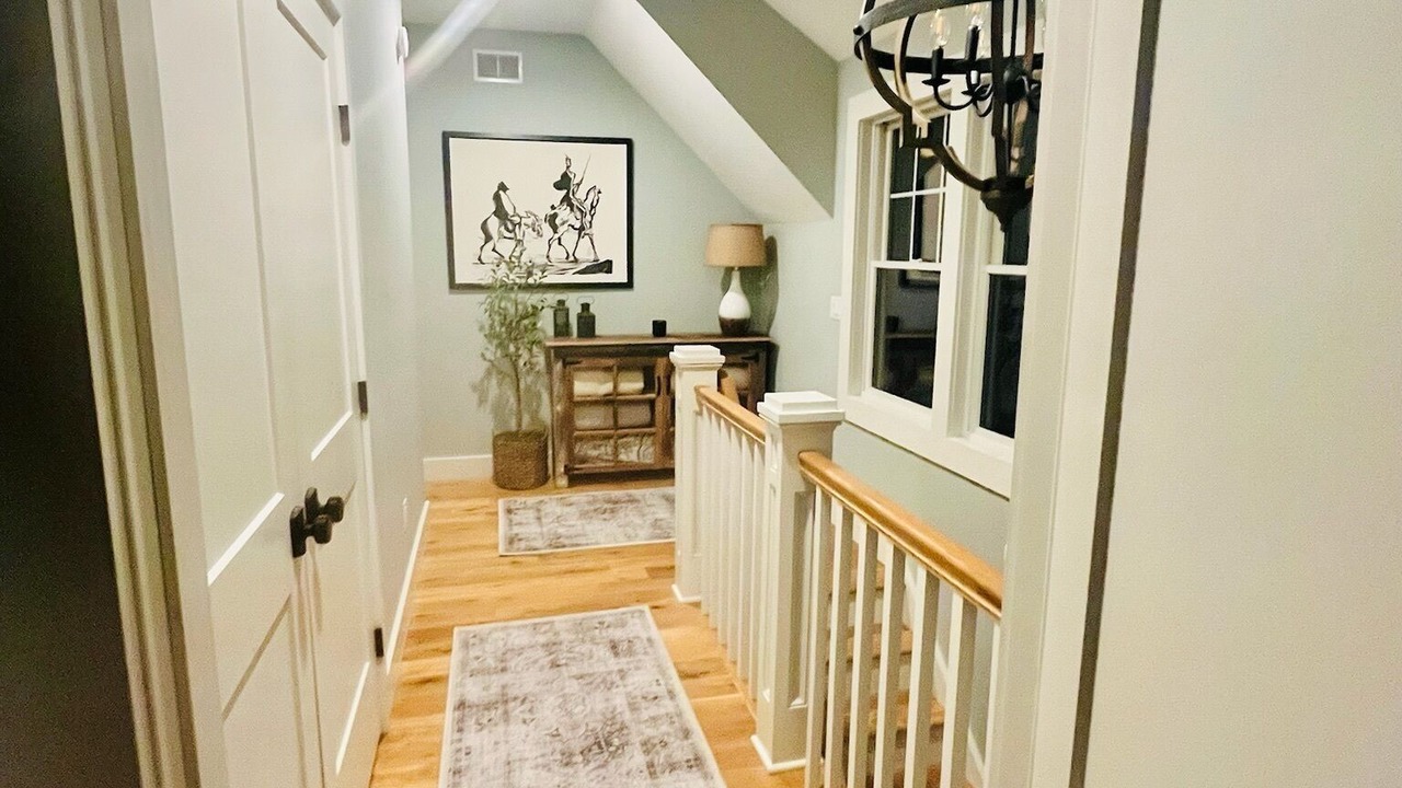 Photo of Others in Huletts Landing