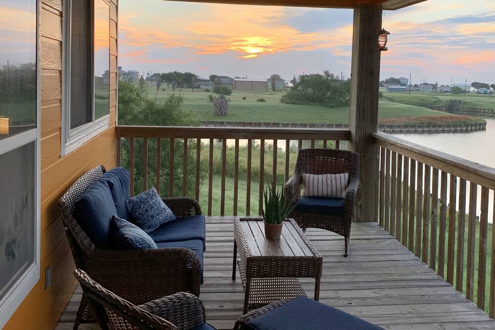 Photo of Patio Balcony in Port Alto