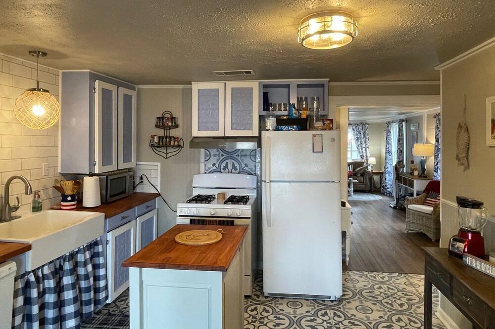Photo of Kitchen in Long Branch