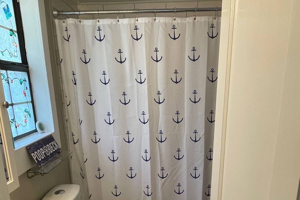 Photo of Bathroom in Long Branch