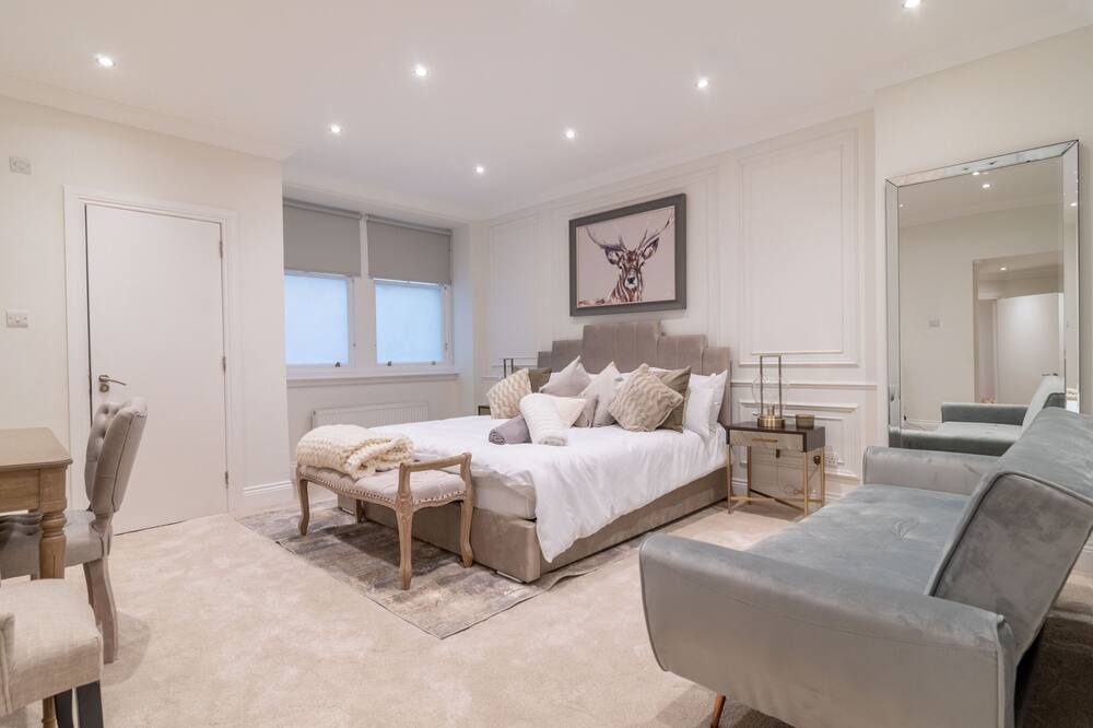 Photo of Others in City Centre Glasgow