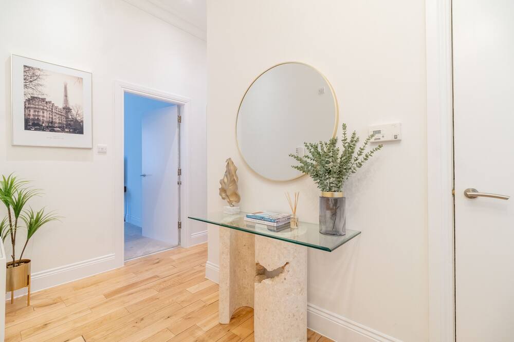 Photo of Others in City Centre Glasgow