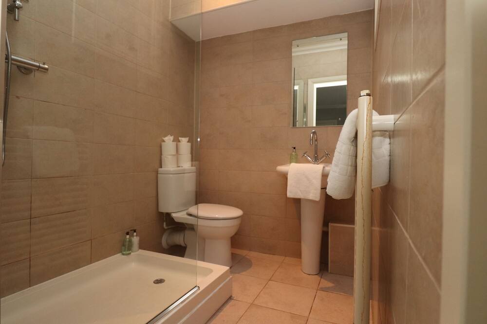 Photo of Bathroom in City Centre Glasgow