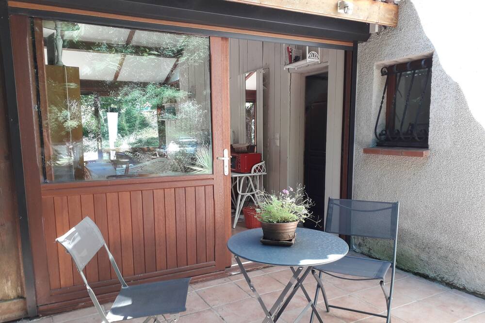 Photo of Patio Balcony in Menville