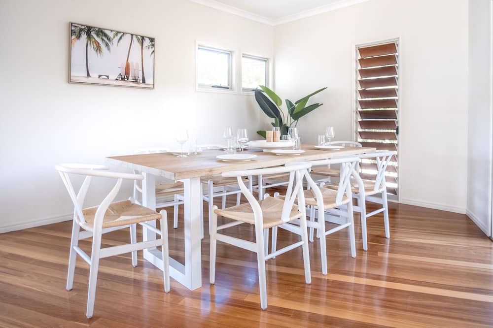 Photo of Others in Twin Waters