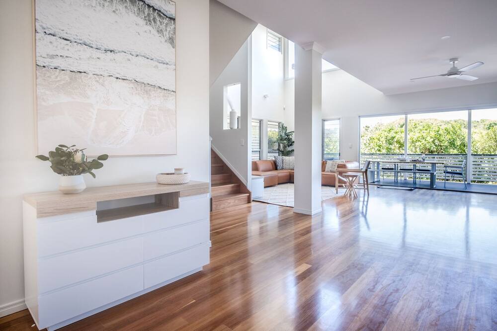 Photo of Others in Twin Waters