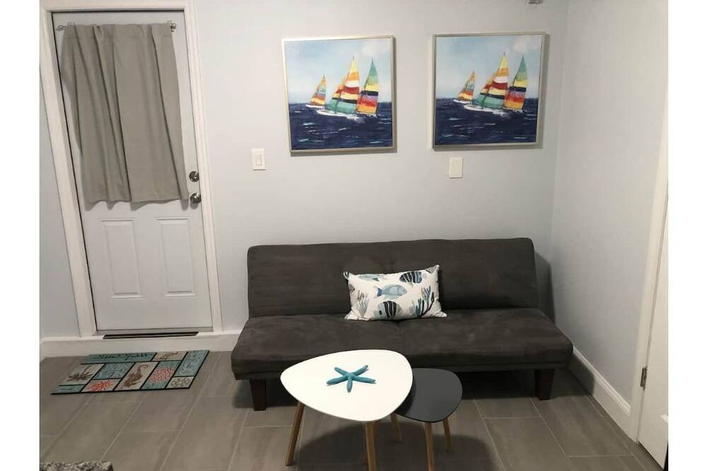 Photo of Livingroom in Oldsmar