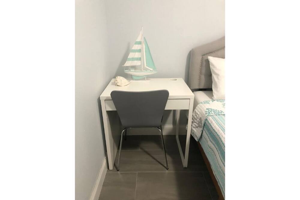 Photo of Bedroom in Oldsmar
