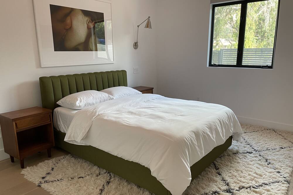 Photo of Bedroom in Western Malibu