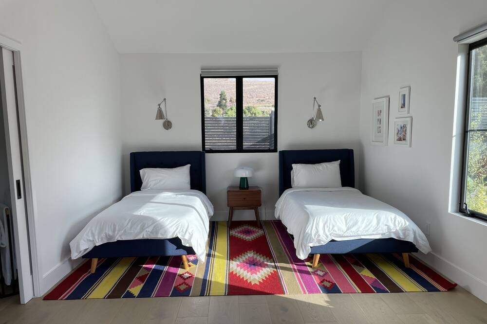 Photo of Bedroom in Western Malibu