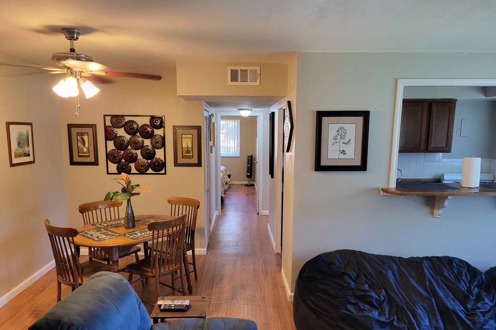 Photo of Livingroom in St. Louis