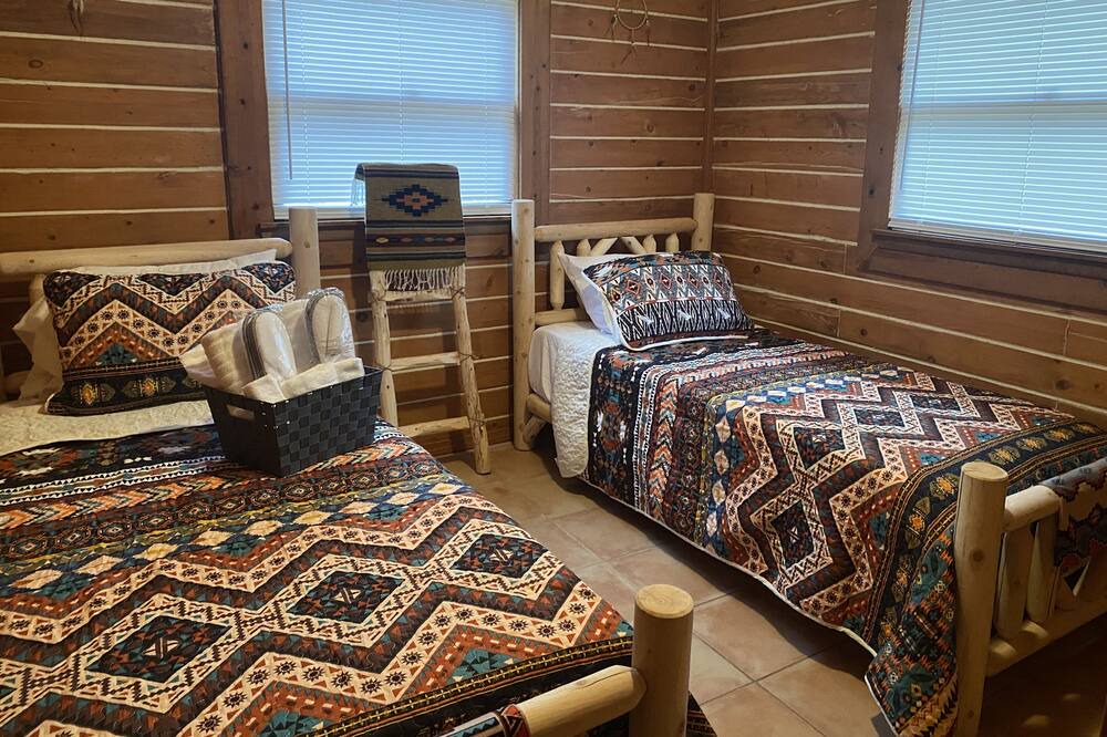 Photo of Bedroom in McIntosh