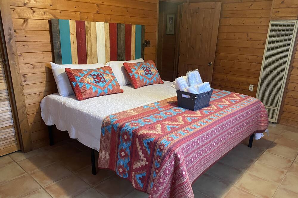 Photo of Bedroom in McIntosh