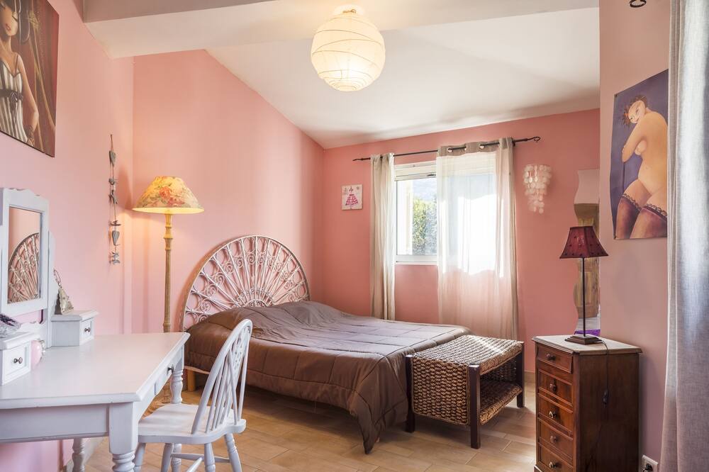 Photo of Bedroom in Viviers