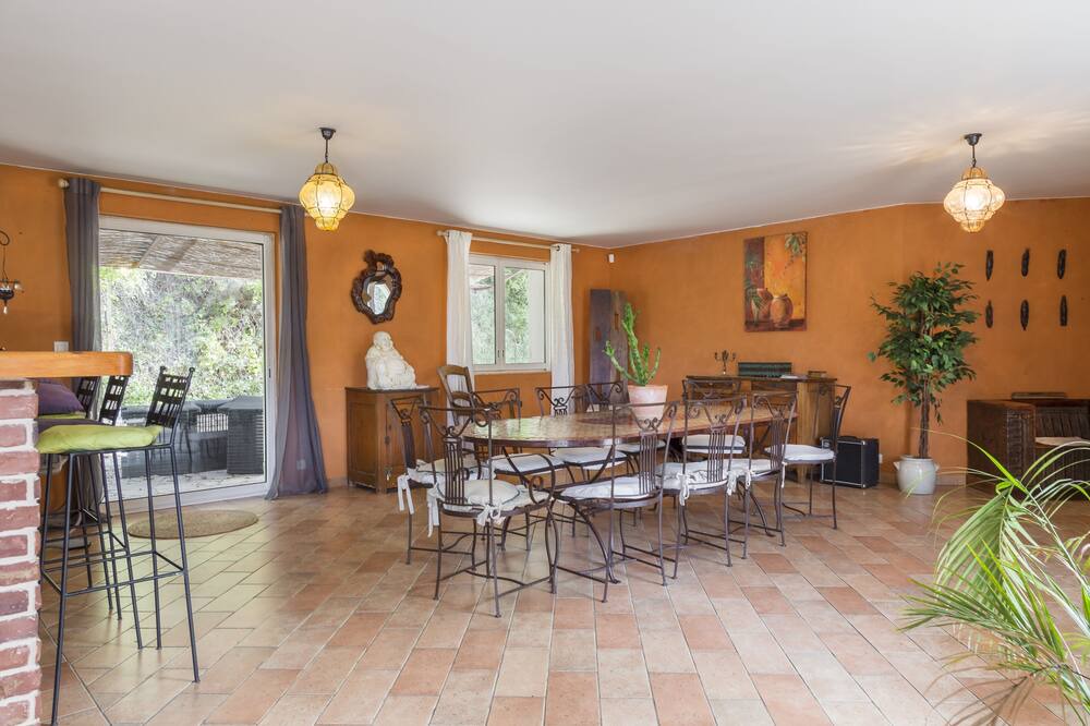 Photo of Livingroom in Viviers