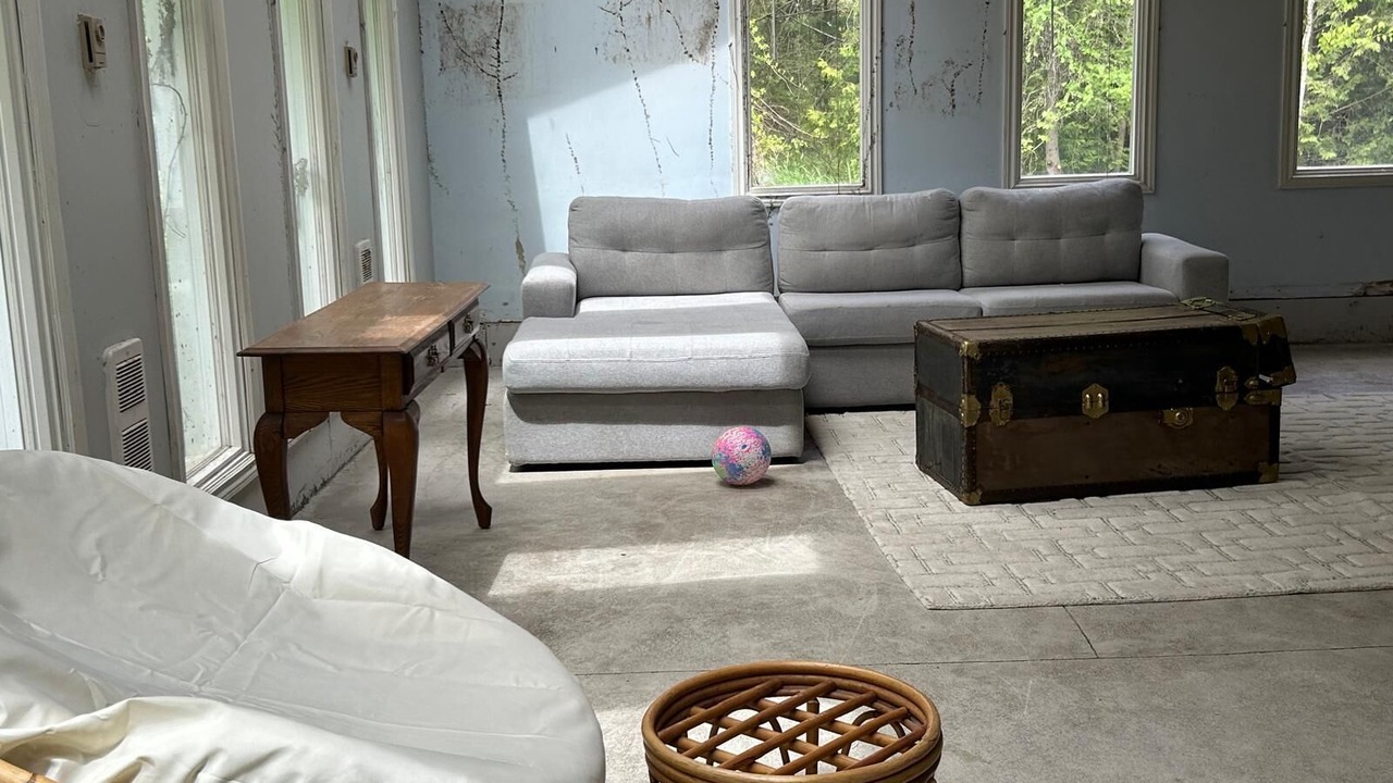 Photo of Livingroom in Kingston