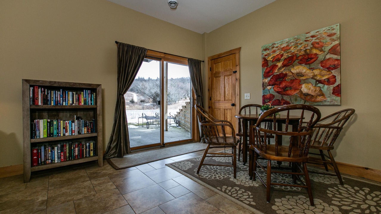 Photo of Livingroom in Dubuque