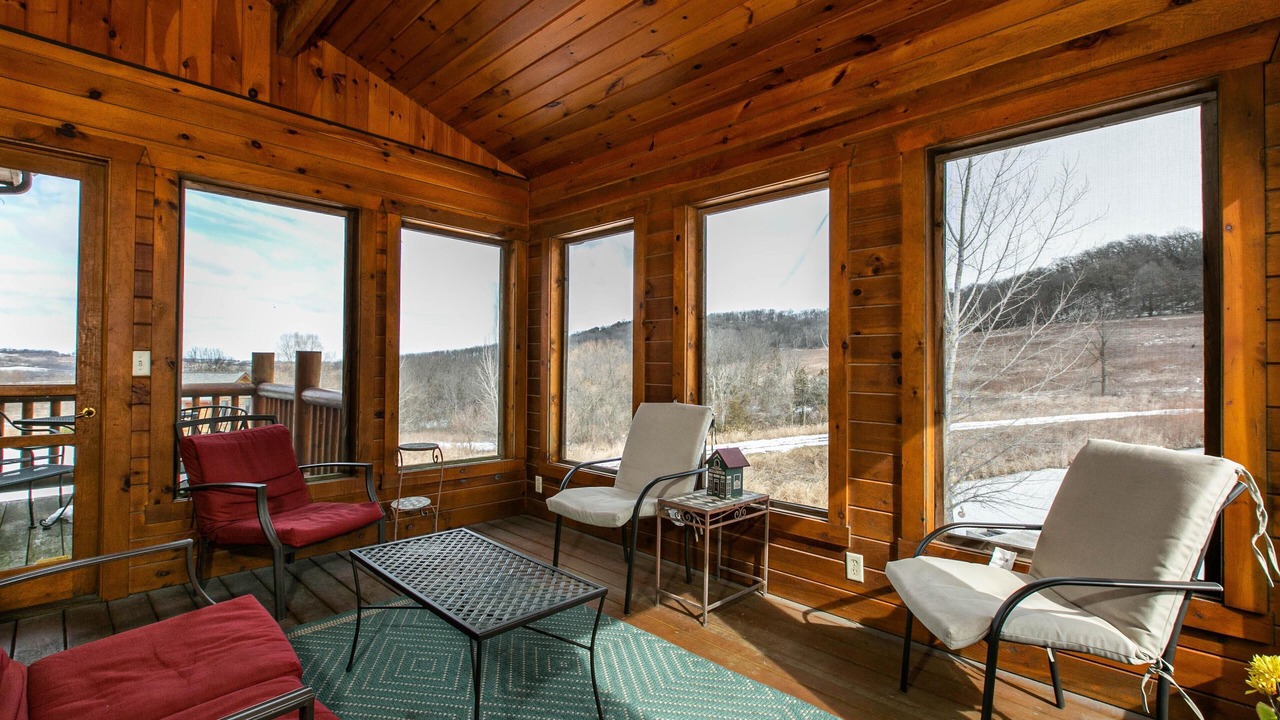 Photo of Livingroom in Dubuque