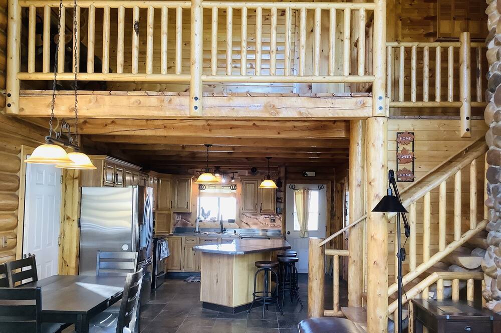 Photo of Livingroom in Eden