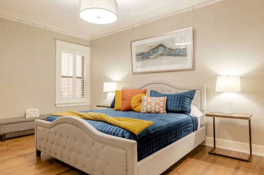 Photo of Bedroom in Hanover Place