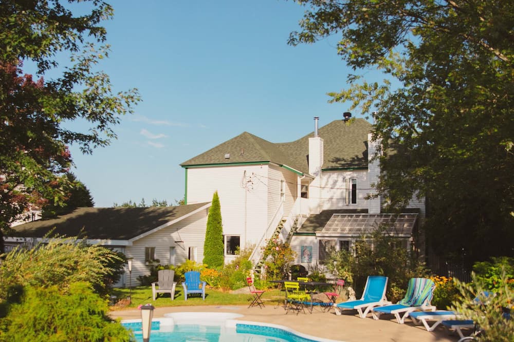 Photo of Outdoor in Saint-Adrien