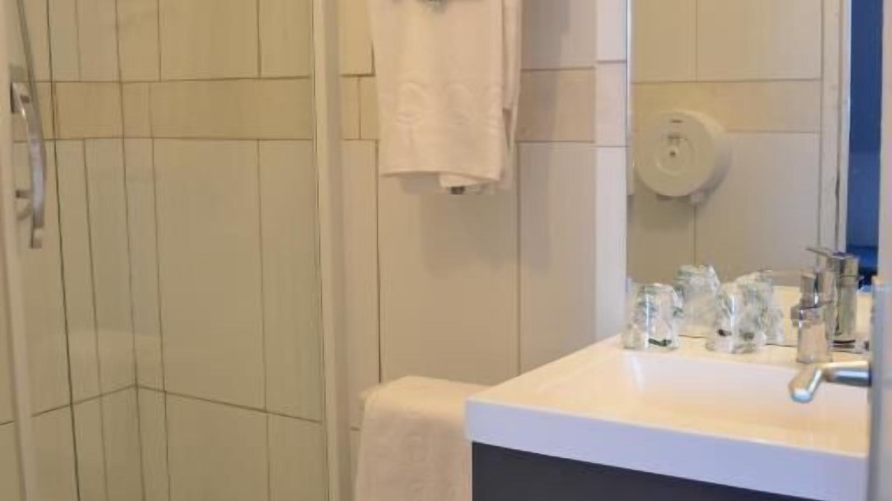 Photo of Bathroom in Centre Ville