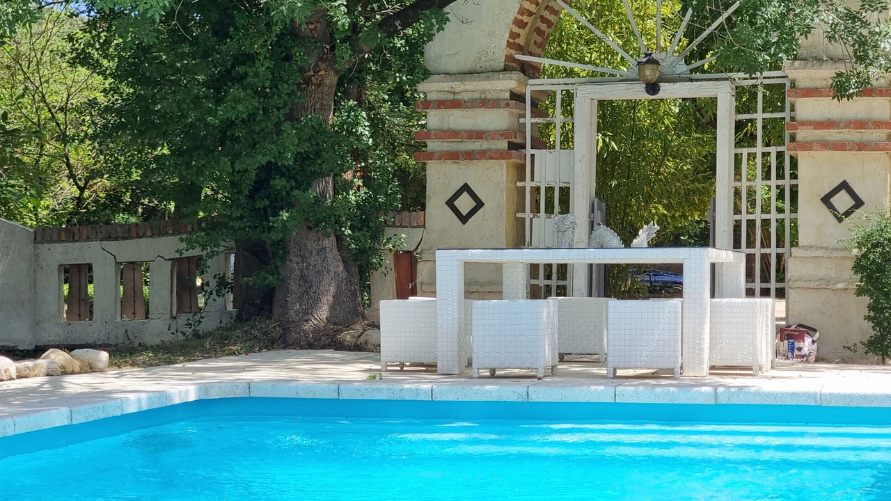 Photo of Outdoor in Les Mages
